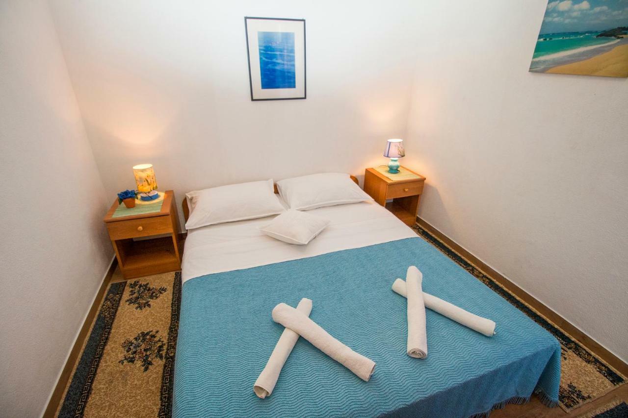 Apartments Pivac - Lokva Rogoznica Kültér fotó
